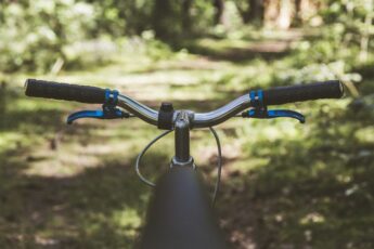 regulacja hamulców w rowerze